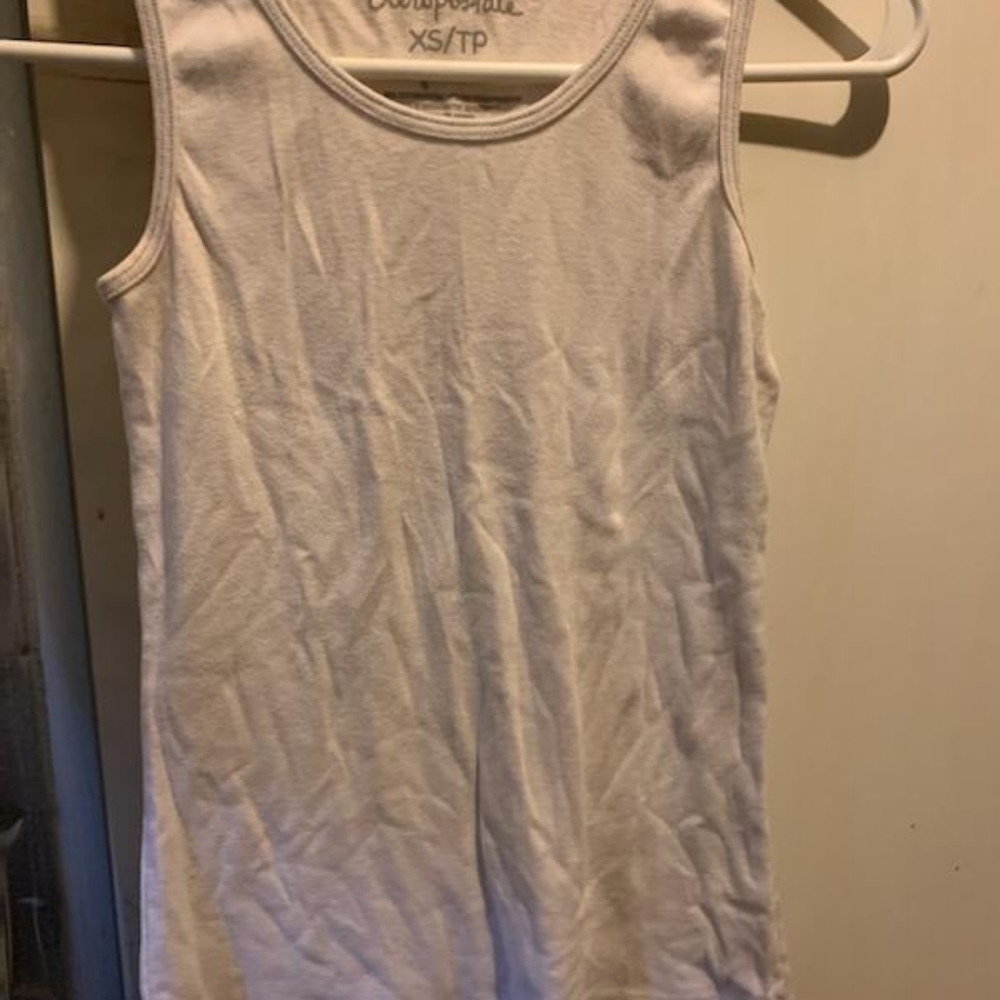 Aeropostale white sleeveless shirt